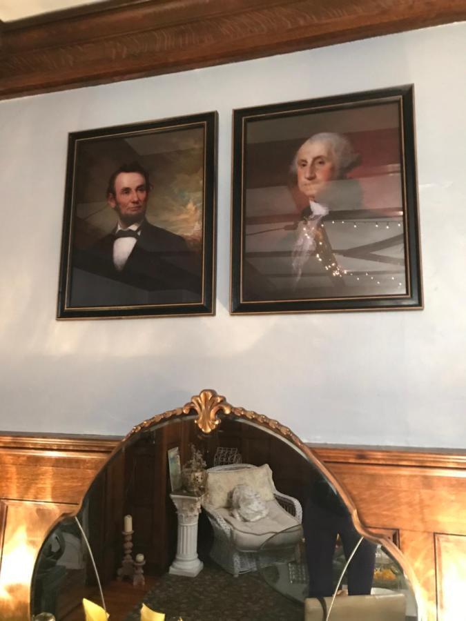 Bel'S Inn Bed And Breakfast คิงสตัน ภายนอก รูปภาพ