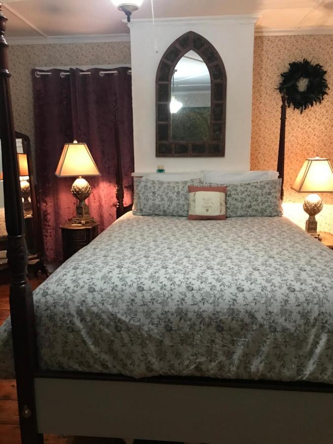 Bel'S Inn Bed And Breakfast คิงสตัน ภายนอก รูปภาพ